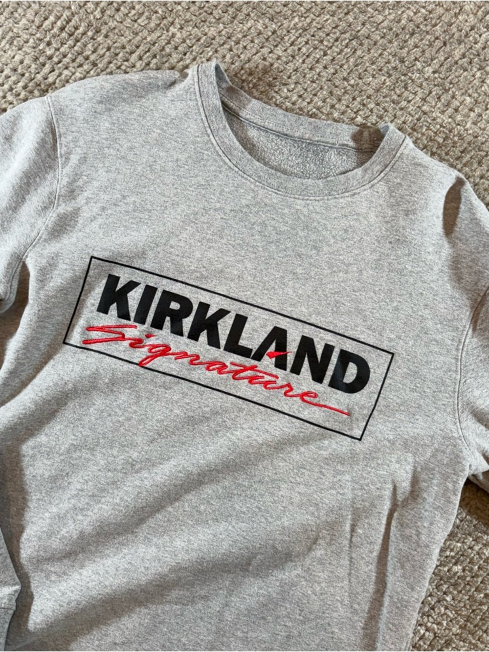 Kirkland Signature Women’s M LIKE NEW Gray Long Sleeve Tee with Black & Red Logo